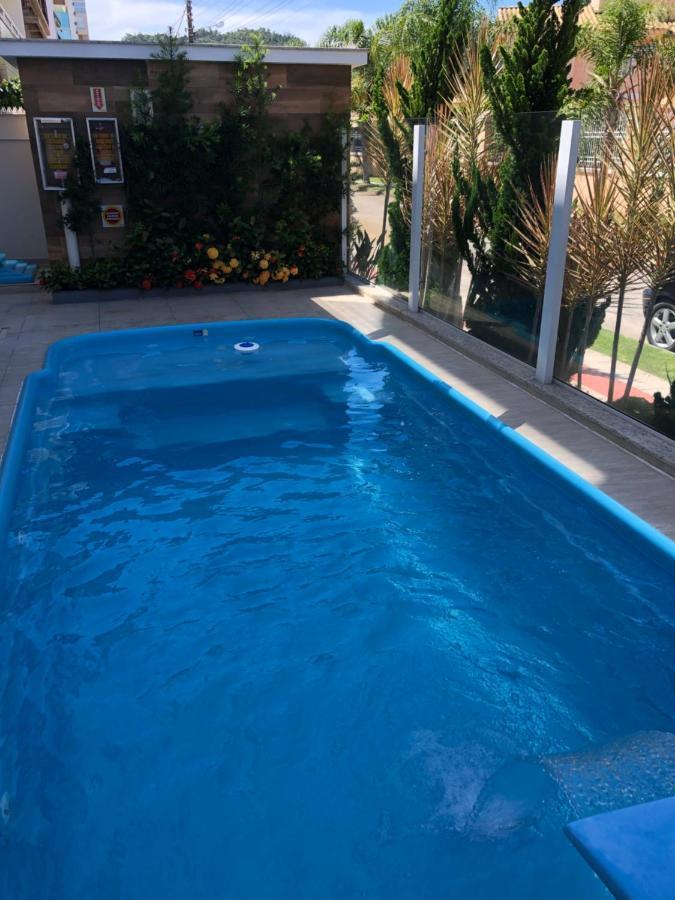 Apto Com Piscina - De Palmas - 303 Governador Celso Ramos